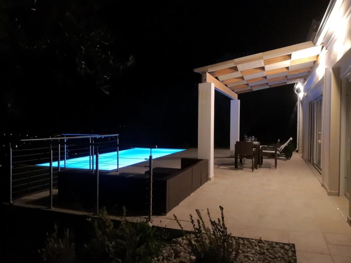 Sunset Sea View Villa 1 آغيوس غيوريوس المظهر الخارجي الصورة
