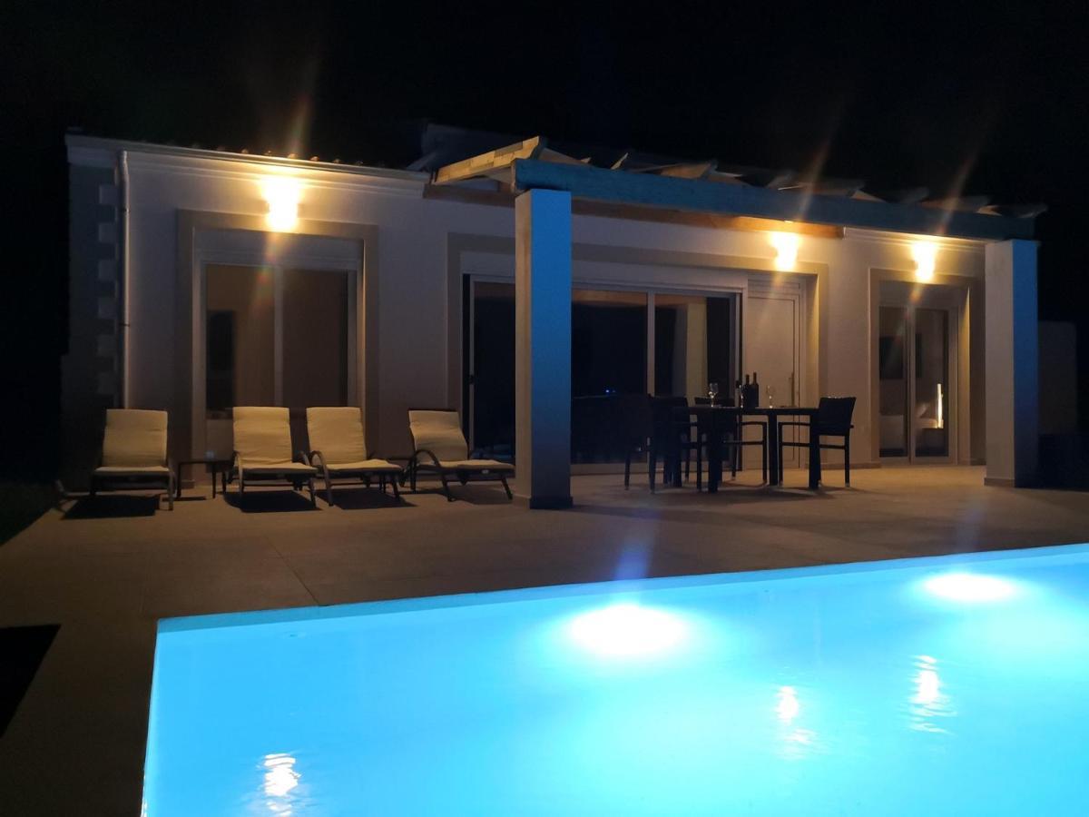 Sunset Sea View Villa 1 آغيوس غيوريوس المظهر الخارجي الصورة